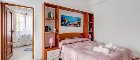 2 chambres, fer et planche Ă repasser, accĂšs au Wi-Fi (inclus)