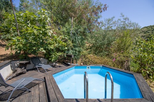 Chalet 'Villa A Croce' avec piscine privée, terrasse privée et Wi-Fi