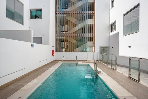 Family Apartment 'Coral' with Private Pool, Wi-Fi and Air Conditioning