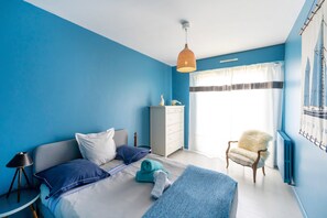 8 bedrooms, iron/ironing board, free WiFi, bed sheets