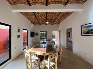 Dining - Beautiful 2 Bedrooms, A/C, WiFi Street level in San Pancho (San Francisco)