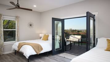 2 bedrooms, iron/ironing board, travel crib, free WiFi