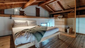 1 多间卧室、熨斗/熨衣板、WiFi、床单