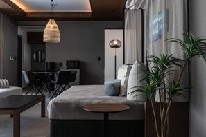 En 55-tommers smart-TV med kabel-kanaler