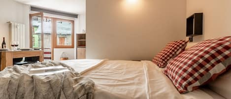 1 Schlafzimmer, WLAN, BettwÀsche