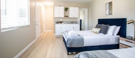 1 bedroom, desk, iron/ironing board, free WiFi