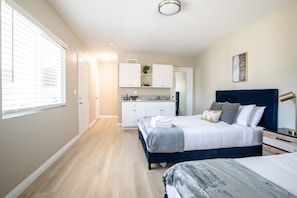 1 Schlafzimmer, Schreibtisch, Bügeleisen/Bügelbrett, kostenloses WLAN