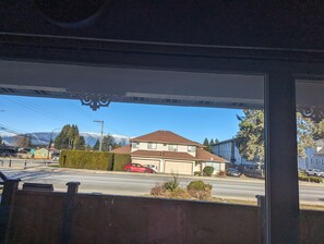 View from property - Golden ears inn is a great place with easy access to everything...

 (Maple Ridge)