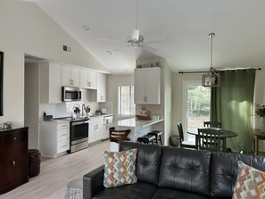 Living area - The Cottage with the RED DOOR,
5 minute walk to May River, restaurants & shops (Bluffton)