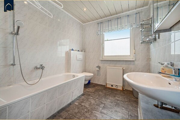 Imagen sin descripción, 1 de 33, botón