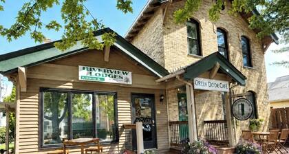 Historic Downtown-Old World Charm-Dining-Coffee