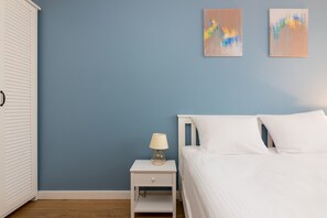 2 dormitorios, tabla de planchar con plancha, wifi y ropa de cama