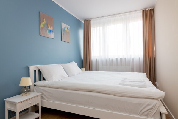 2 dormitorios, tabla de planchar con plancha, wifi y ropa de cama