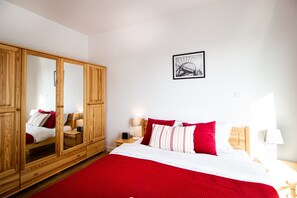 1 chambre, fer et planche à repasser, Wi-Fi, draps fournis