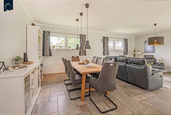 Imagen sin descripción, 1 de 42, botón