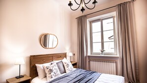 1 bedroom, iron/ironing board, WiFi, bed sheets - Świętojsańska  Old Town  Apartment (Warszawa)