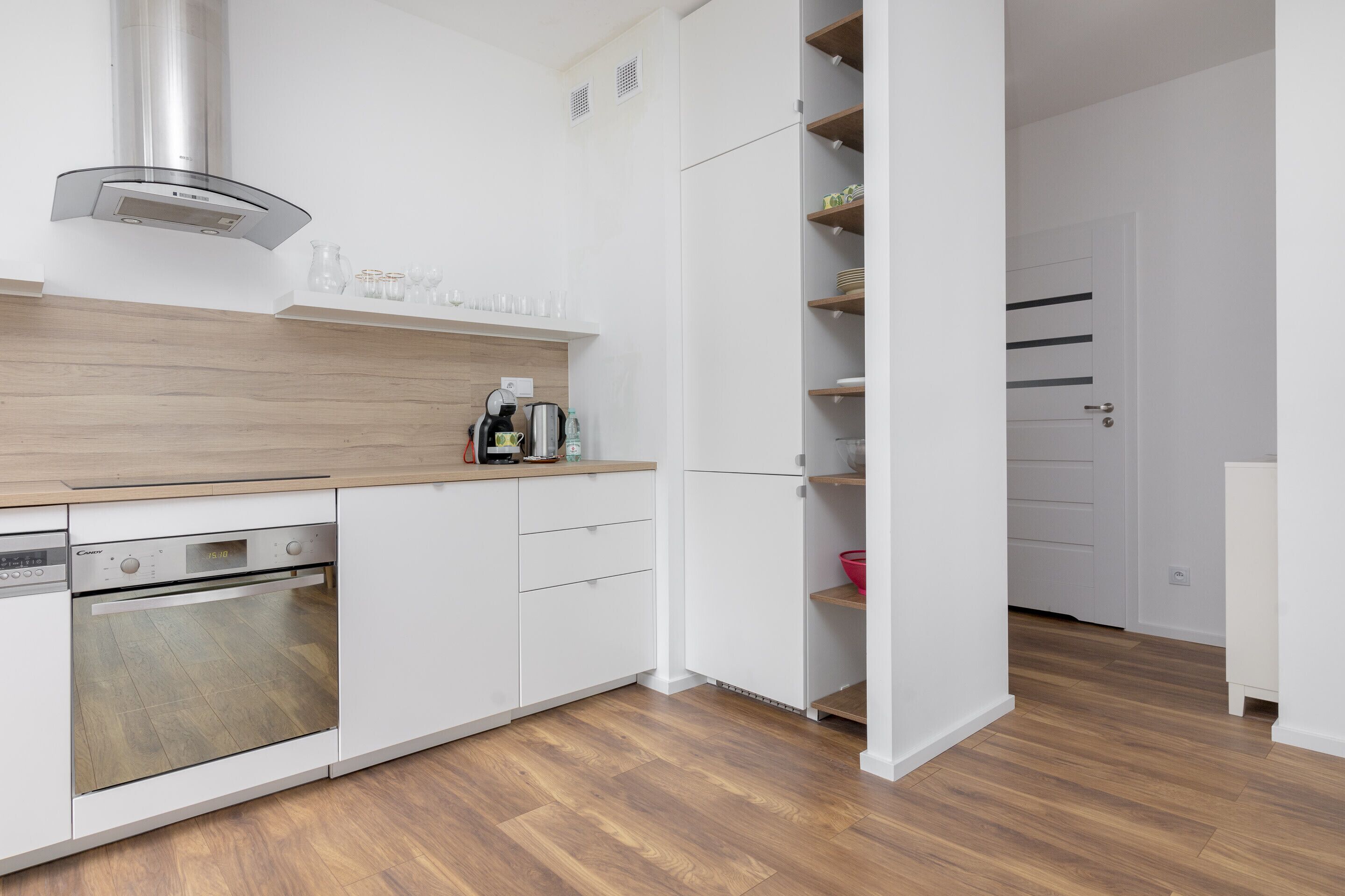 Frigorífico, horno y tostadora