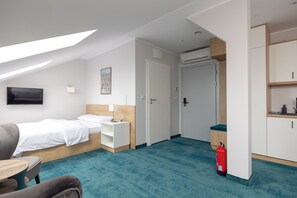 WiFi, bed sheets - Aparthotel Esencja Warszawy 13 NowyŚwiat (Warszawa)