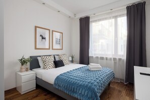 2 dormitorios, tabla de planchar con plancha, wifi y ropa de cama