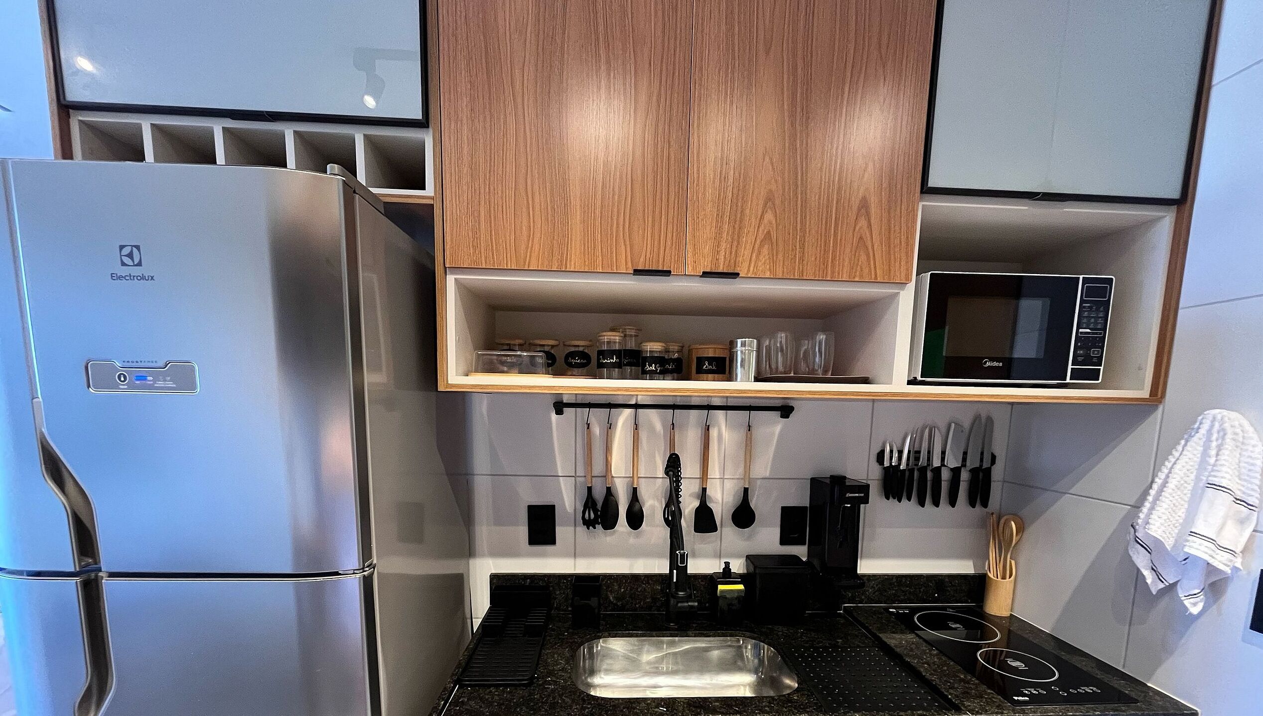 公寓 | 私人厨房 | 大冰箱、微波炉、烤箱、炉灶