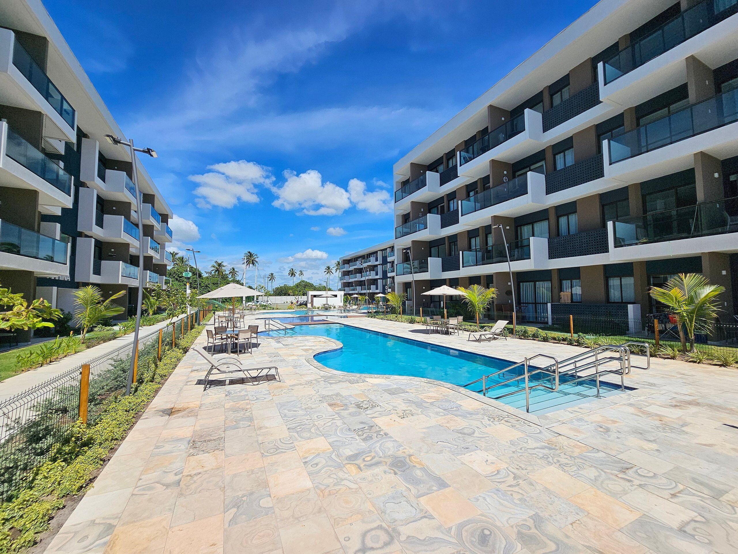 Apartamento | Piscina | 8 piscinas externas