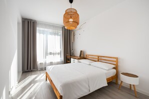 1 habitación, tabla de planchar con plancha, wifi y ropa de cama 