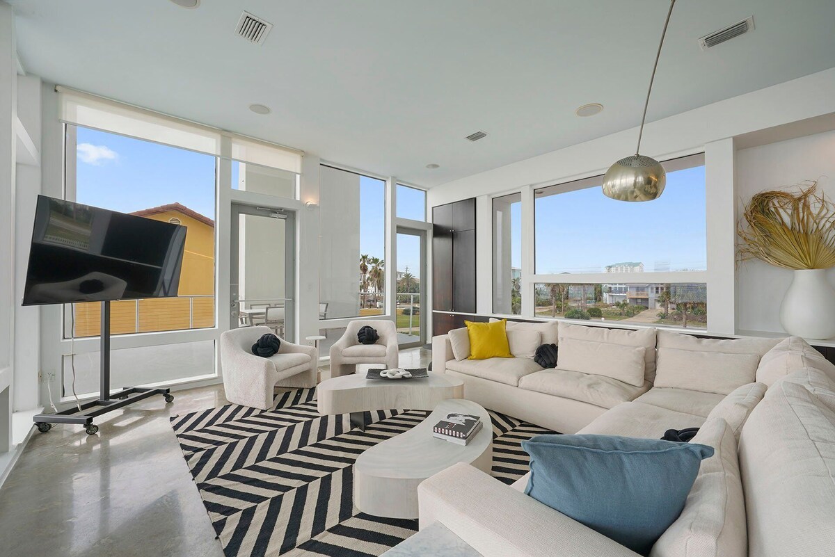 Photo 6 of The White House - Pet Friendly Luxury Beachfront Vacation Rental with Private Pool & Beach Access