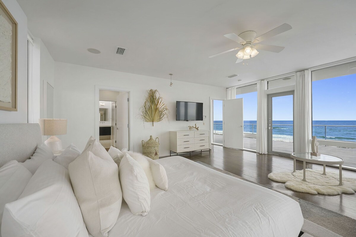 Photo 15 of The White House - Pet Friendly Luxury Beachfront Vacation Rental with Private Pool & Beach Access