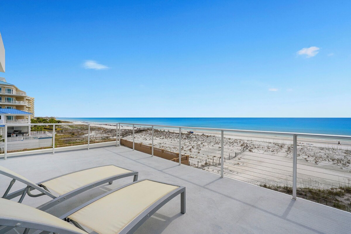 Photo 18 of The White House - Pet Friendly Luxury Beachfront Vacation Rental with Private Pool & Beach Access