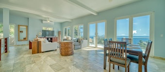 West Bay Latitude large 4 bedroom home just 5 minutes to West Bay Beach