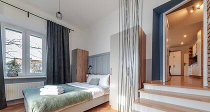 Old Town Eclectic Apartment for 6 people