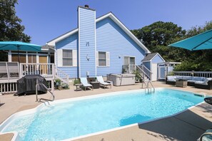 Pool - Single level 3 BR Home with Private Pool, 375 yards to beach (Southern Shores)
