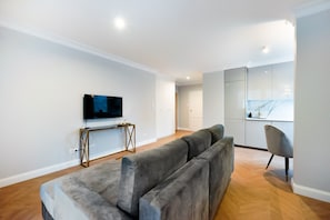 TV - Stara Praga Superior Apartment (Warszawa)