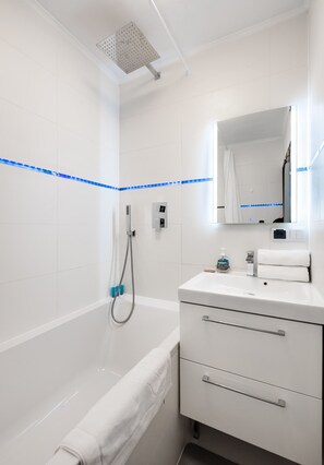 風筒、提供毛巾