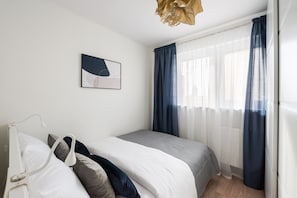 1 chambre, fer et planche à repasser, Wi-Fi, draps fournis