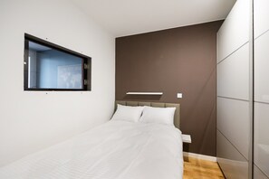 1 bedroom, iron/ironing board, WiFi, bed sheets - Ratusz Arsenał Modern City Apartment (Warszawa)