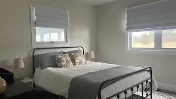 4 bedrooms, WiFi, bed sheets