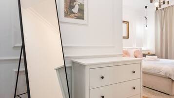 1 bedroom, iron/ironing board, WiFi, bed sheets