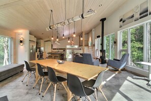 Interior - LE Berm Au Chalet De La Vallée (Saint-Raymond)