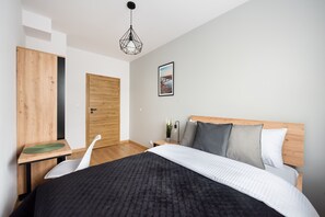 2 Schlafzimmer, Bügeleisen/Bügelbrett, WLAN, Bettwäsche