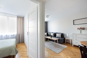 1 bedroom, iron/ironing board, WiFi, bed sheets - Nowogrodzka Grey Apartment (Warszawa)