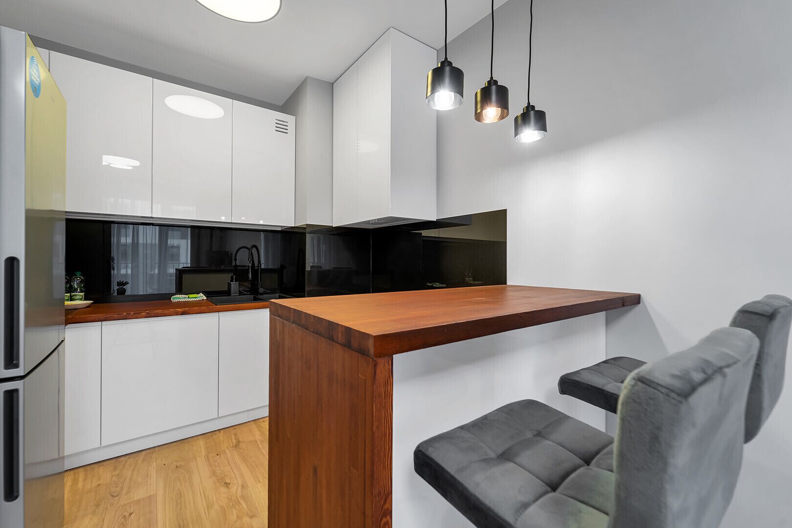 Kühlschrank, Ofen, Herdplatte, Geschirrspüler