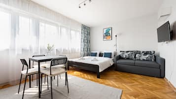 1 bedroom, iron/ironing board, WiFi, bed sheets