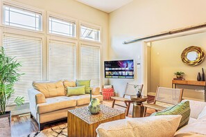Smart TV, fireplace, books