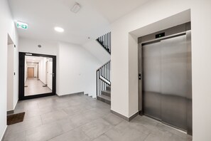 Interior - Ursynów K łobucka Modern Apartment (Warszawa)