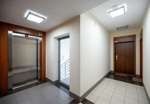 Interior - Wola Modern Apartment (Warszawa)