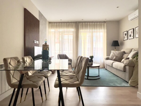 Interior - Varillas Luxury Home II (León)