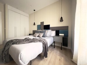 1 bedroom, iron/ironing board, bed sheets - Varillas Luxury Home II (León)