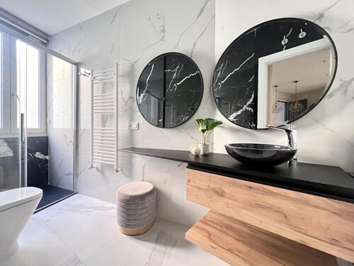 Varillas Luxury Home II