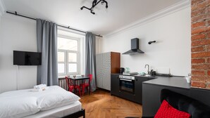 1 室のベッドルーム、アイロン / アイロン台、WiFi、ベッドシーツ